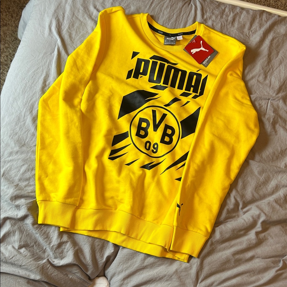 PUMA Bright Yellow BVB Crewneck Men’s Small NWT